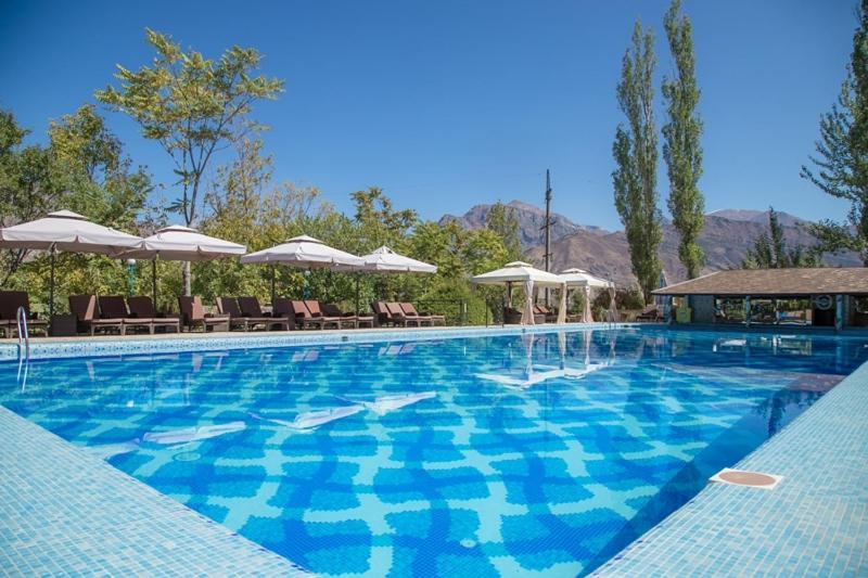 Avenue Park Hotel Yusufkhona Kültér fotó